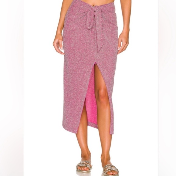Beach Riot Suki Skirt in Beetroot Purple Pink Shine Size Medium - Picture 1 of 7